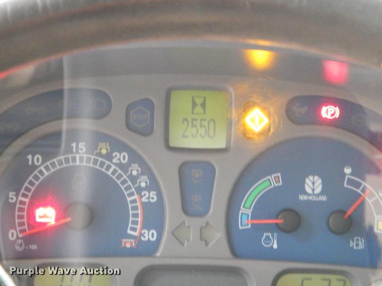 image for item FH9317 New Holland TL100A tractor