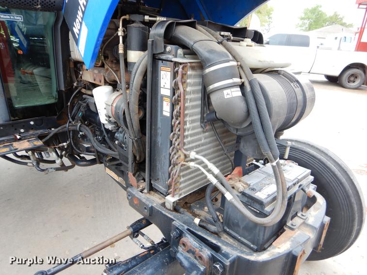 image for item FH9317 New Holland TL100A tractor