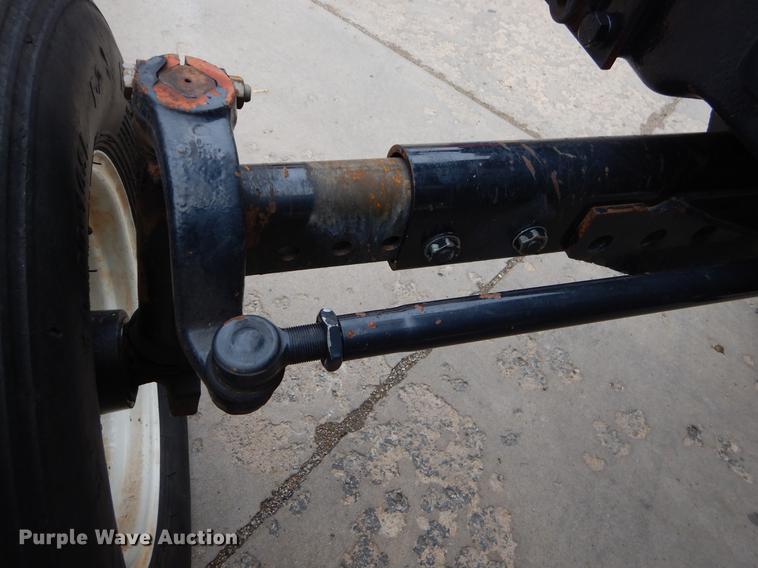 image for item FH9317 New Holland TL100A tractor