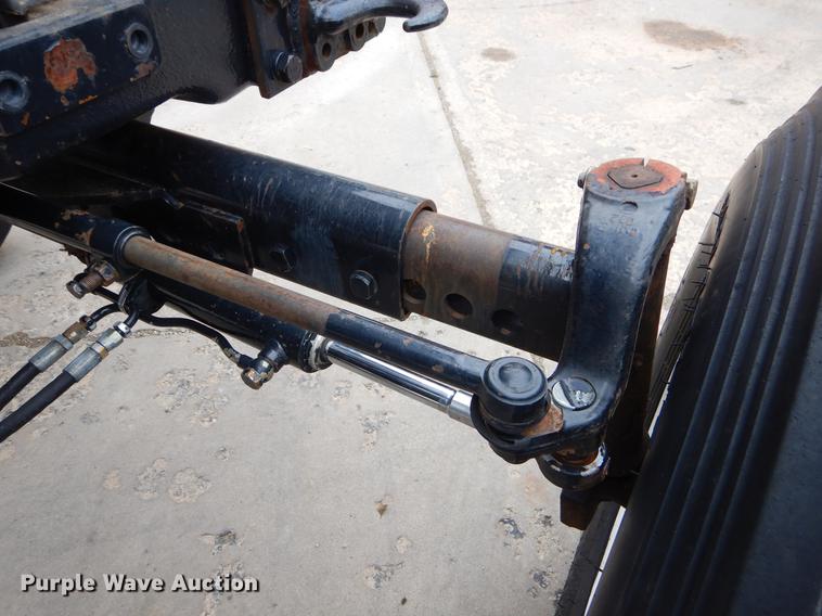 image for item FH9317 New Holland TL100A tractor