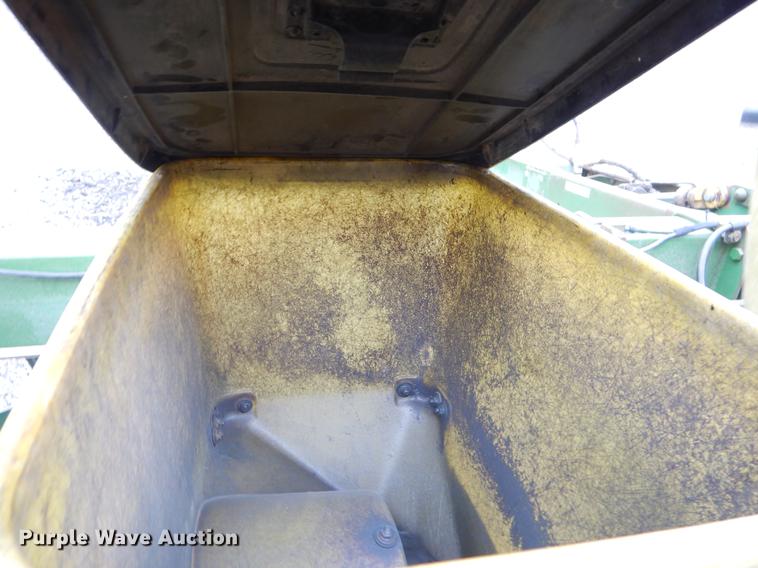 image for item FH9332 John Deere 7000 planter
