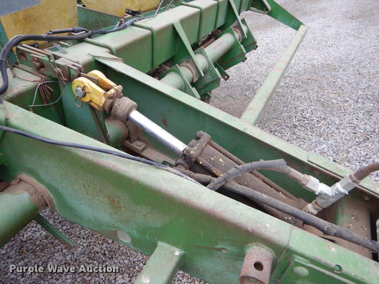 image for item FH9332 John Deere 7000 planter