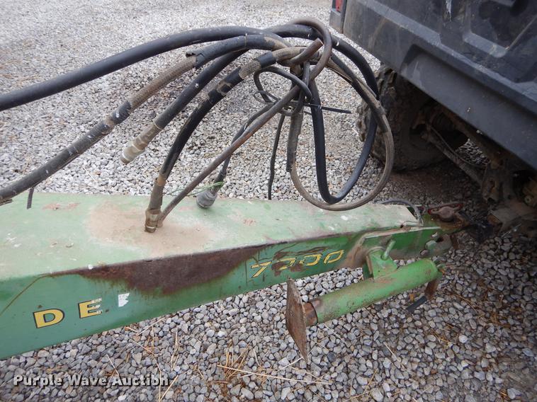 image for item FH9332 John Deere 7000 planter