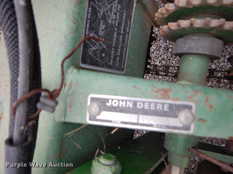 image for item FH9332 John Deere 7000 planter