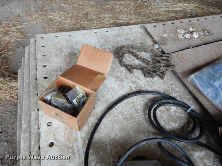 image for item FH9332 John Deere 7000 planter