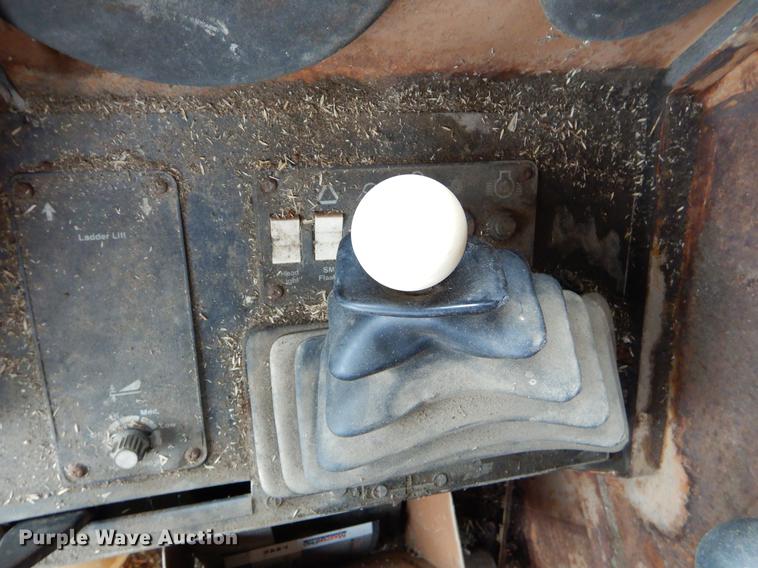 image for item FH9335 1982 Gleaner F2 combine