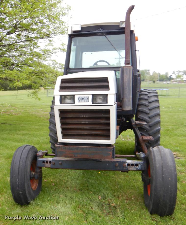 image for item FH9337 Case 2094 tractor