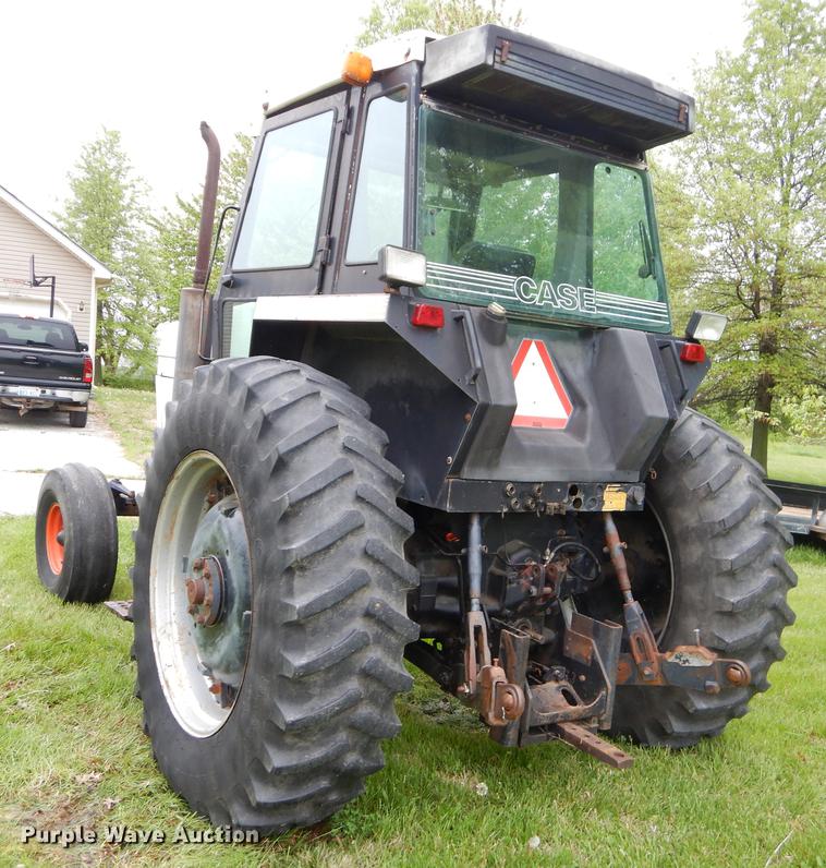 image for item FH9337 Case 2094 tractor