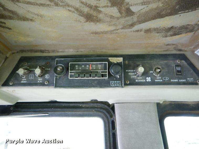 image for item FH9337 Case 2094 tractor