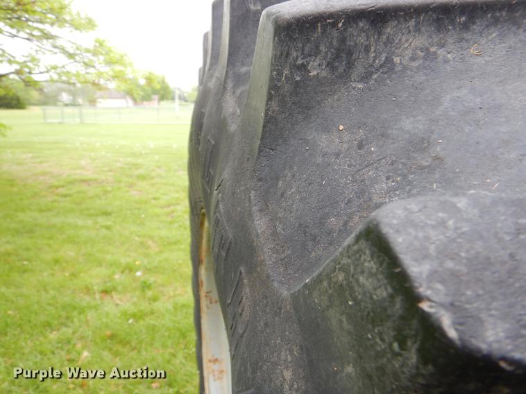 image for item FH9337 Case 2094 tractor