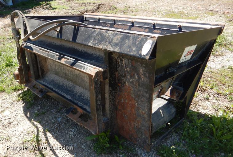 image for item FK9116 Mensch 1150 Round-up side shooter bucket