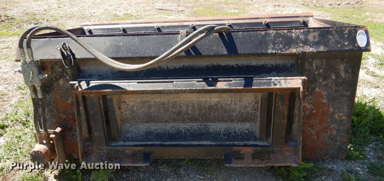 image for item FK9116 Mensch 1150 Round-up side shooter bucket