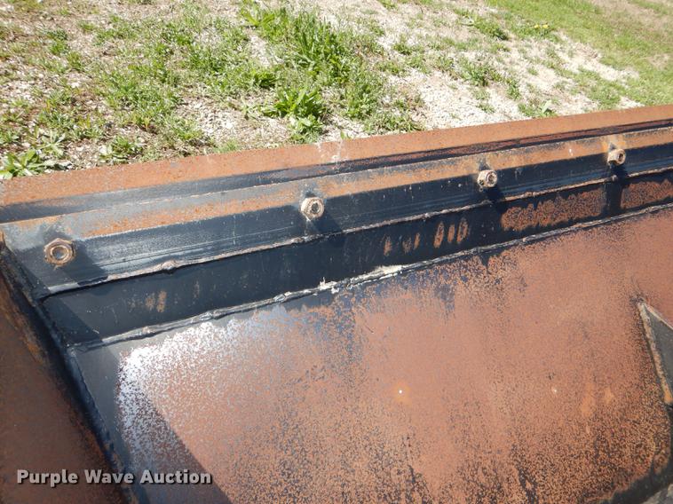 image for item FK9116 Mensch 1150 Round-up side shooter bucket