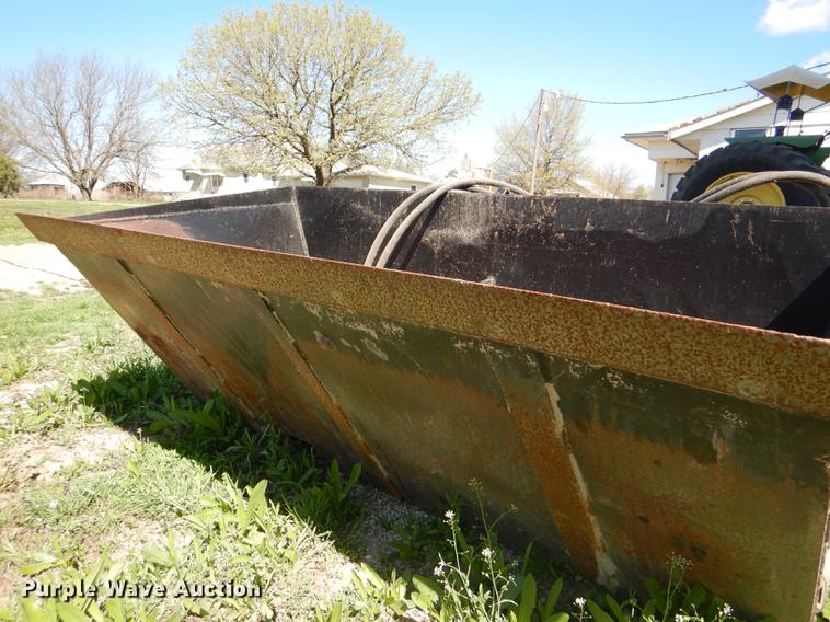 image for item FK9116 Mensch 1150 Round-up side shooter bucket