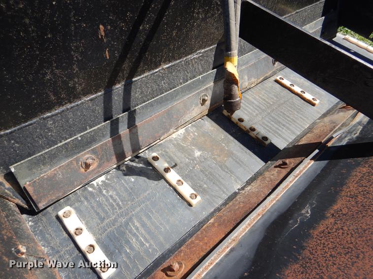 image for item FK9116 Mensch 1150 Round-up side shooter bucket