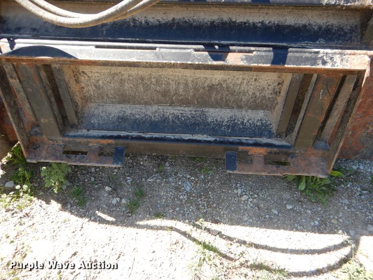 image for item FK9116 Mensch 1150 Round-up side shooter bucket