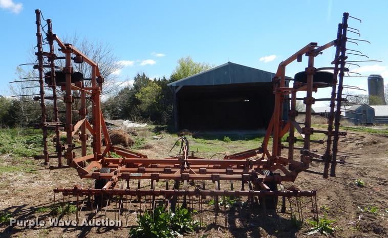 image for item FK9118 Allis Chalmers 1300 cultivator
