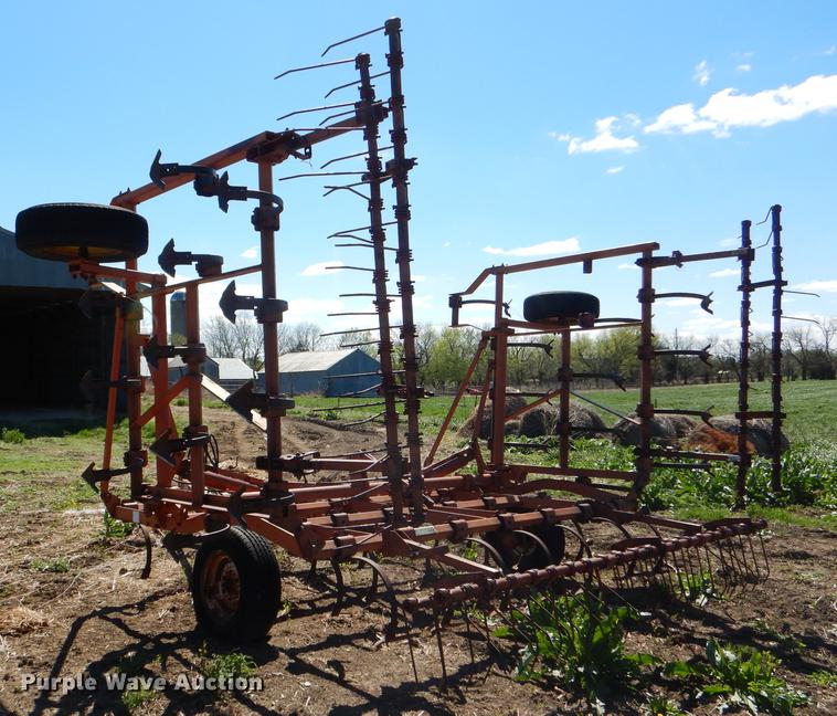 image for item FK9118 Allis Chalmers 1300 cultivator