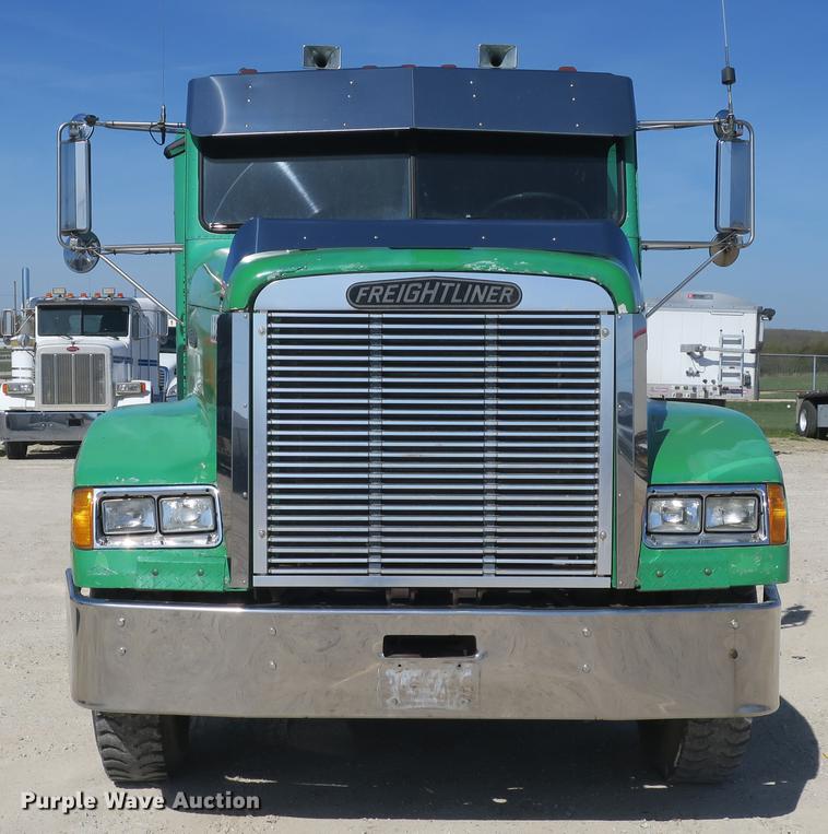image for item DB8806 1991 Freightliner FLD semi truck