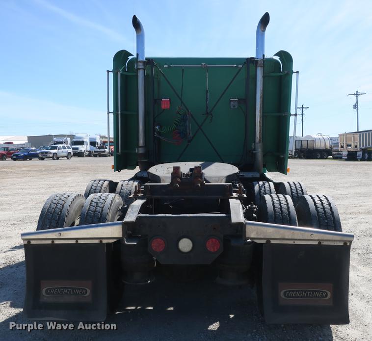 image for item DB8806 1991 Freightliner FLD semi truck