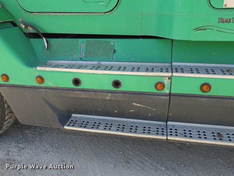 image for item DB8806 1991 Freightliner FLD semi truck