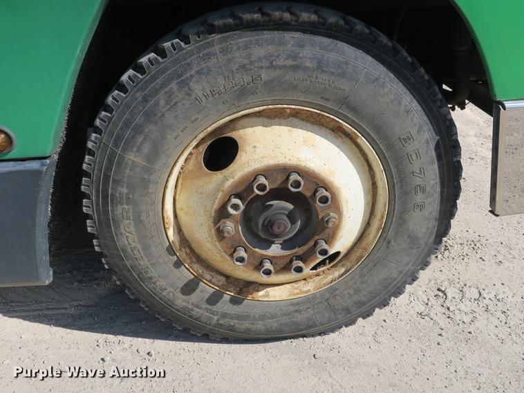 image for item DB8806 1991 Freightliner FLD semi truck