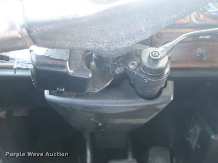 image for item DB8806 1991 Freightliner FLD semi truck