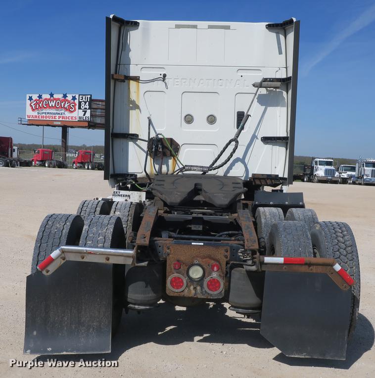 image for item DB8808 2011 International ProStar 113 semi truck