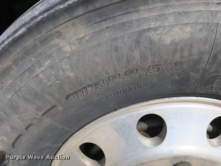 image for item DB8808 2011 International ProStar 113 semi truck