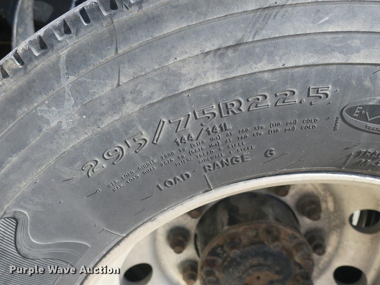 image for item DB8808 2011 International ProStar 113 semi truck