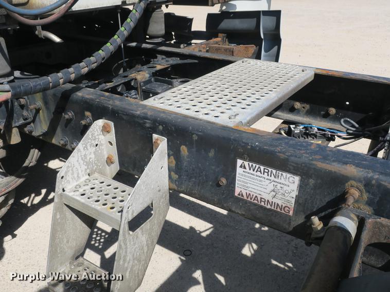 image for item DB8808 2011 International ProStar 113 semi truck