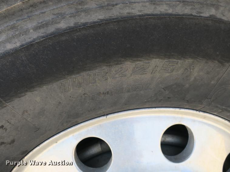 image for item DB8808 2011 International ProStar 113 semi truck