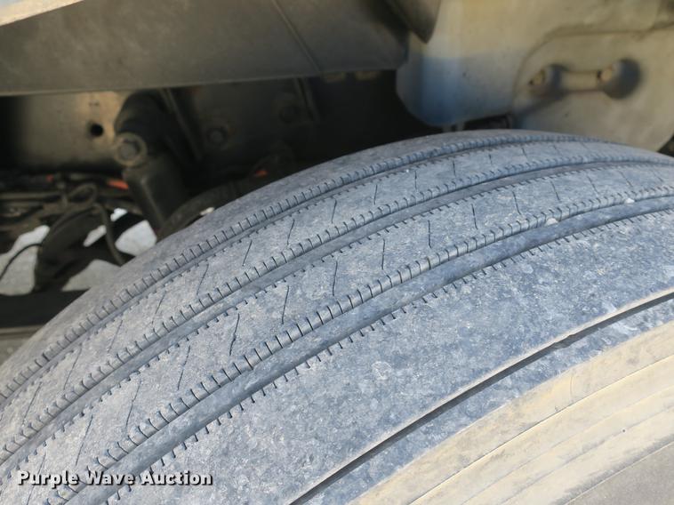 image for item DB8808 2011 International ProStar 113 semi truck