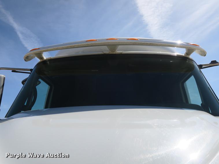 image for item DB8808 2011 International ProStar 113 semi truck