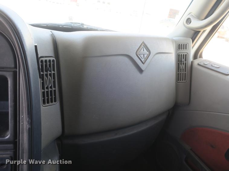 image for item DB8808 2011 International ProStar 113 semi truck