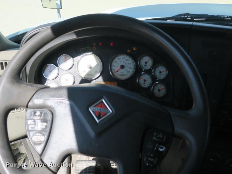 image for item DB8808 2011 International ProStar 113 semi truck