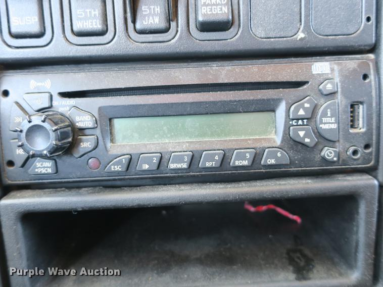 image for item DB8808 2011 International ProStar 113 semi truck