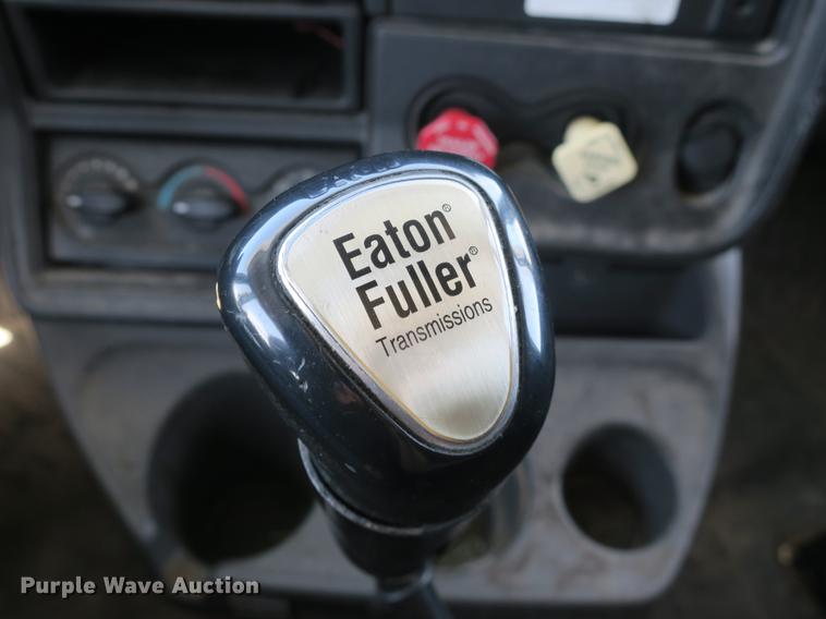 image for item DB8808 2011 International ProStar 113 semi truck