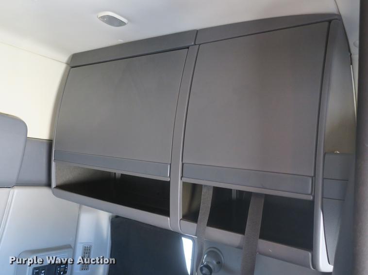 image for item DB8808 2011 International ProStar 113 semi truck