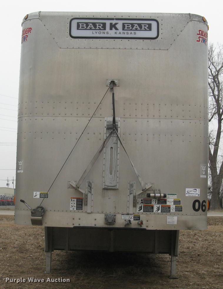 image for item DC1335 2011 Wilson Silver Star PSDCL-402 livestock trailer