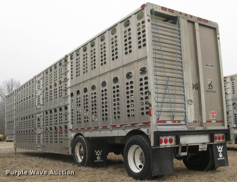 image for item DC1335 2011 Wilson Silver Star PSDCL-402 livestock trailer
