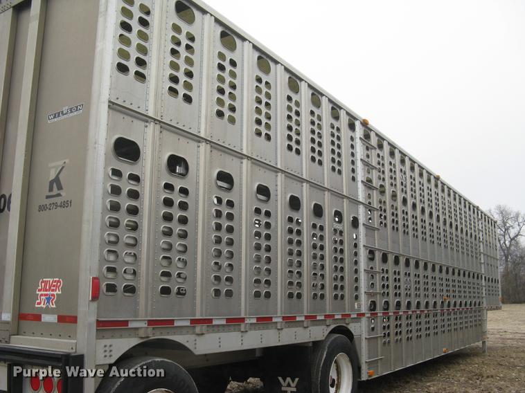 image for item DC1335 2011 Wilson Silver Star PSDCL-402 livestock trailer