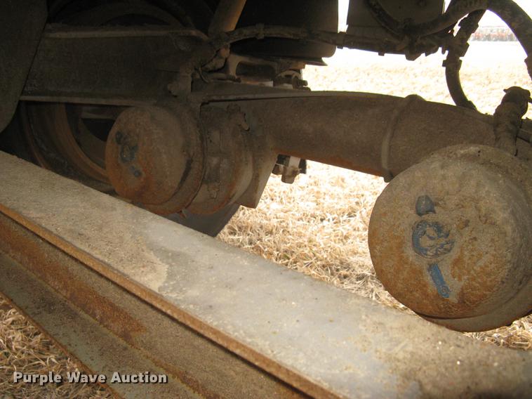 image for item DC1335 2011 Wilson Silver Star PSDCL-402 livestock trailer