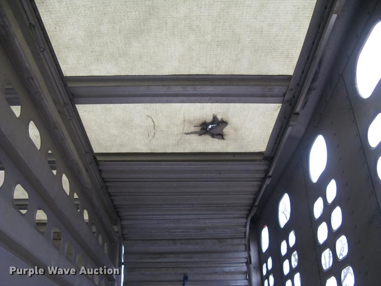 image for item DC1335 2011 Wilson Silver Star PSDCL-402 livestock trailer