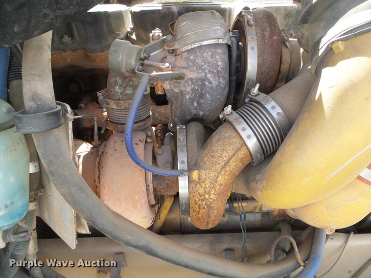 image for item DC5235 2006 Peterbilt 378 winch truck