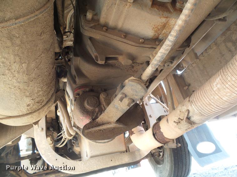 image for item DC5235 2006 Peterbilt 378 winch truck