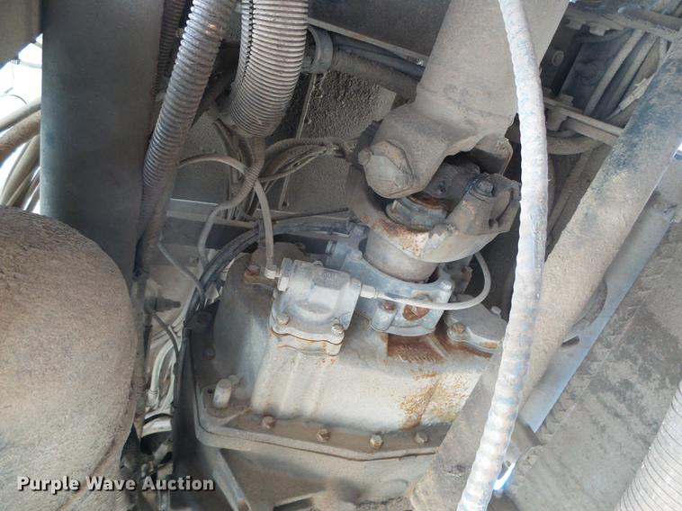 image for item DC5235 2006 Peterbilt 378 winch truck