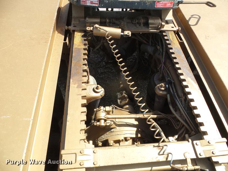 image for item DC5235 2006 Peterbilt 378 winch truck