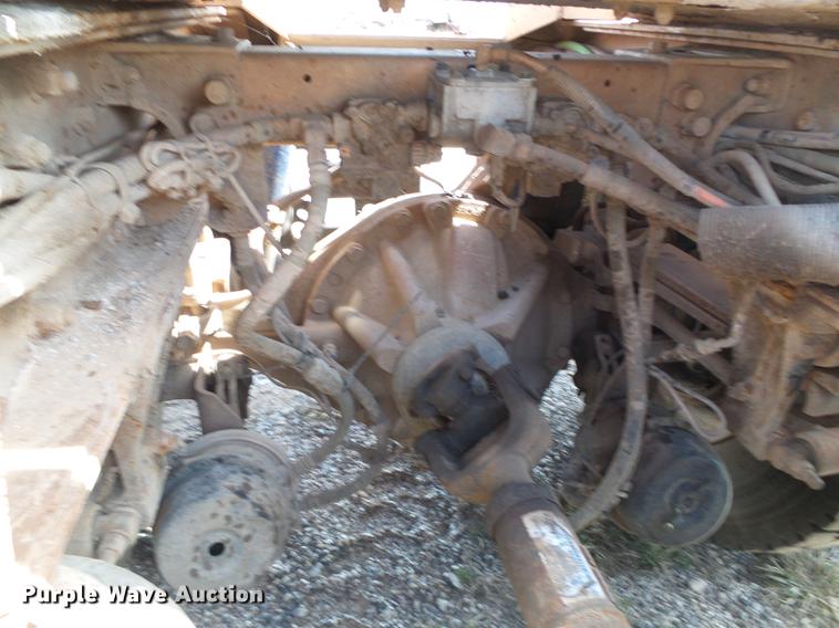 image for item DC5235 2006 Peterbilt 378 winch truck