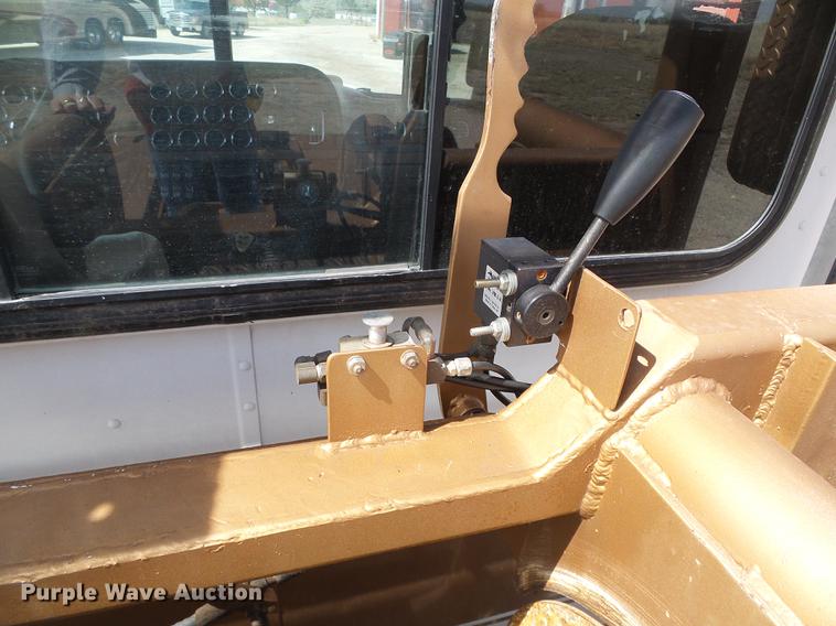 image for item DC5235 2006 Peterbilt 378 winch truck